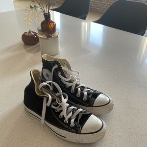 Black Chuck Taylor High Top Converse